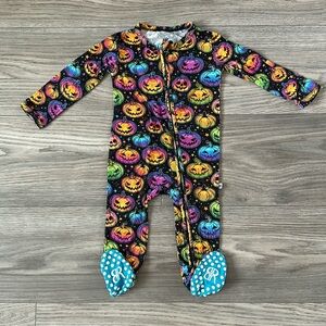 Bums & Roses - 9-12m - Bamboo Footie Glow Hard or Glow Home Halloween Pumpkin